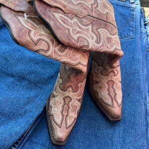 Roper Brown Western Cowboy Boots with Intricate Design